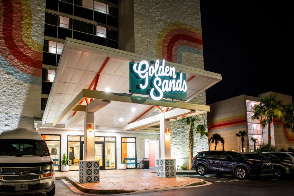Custom Neon Sign production